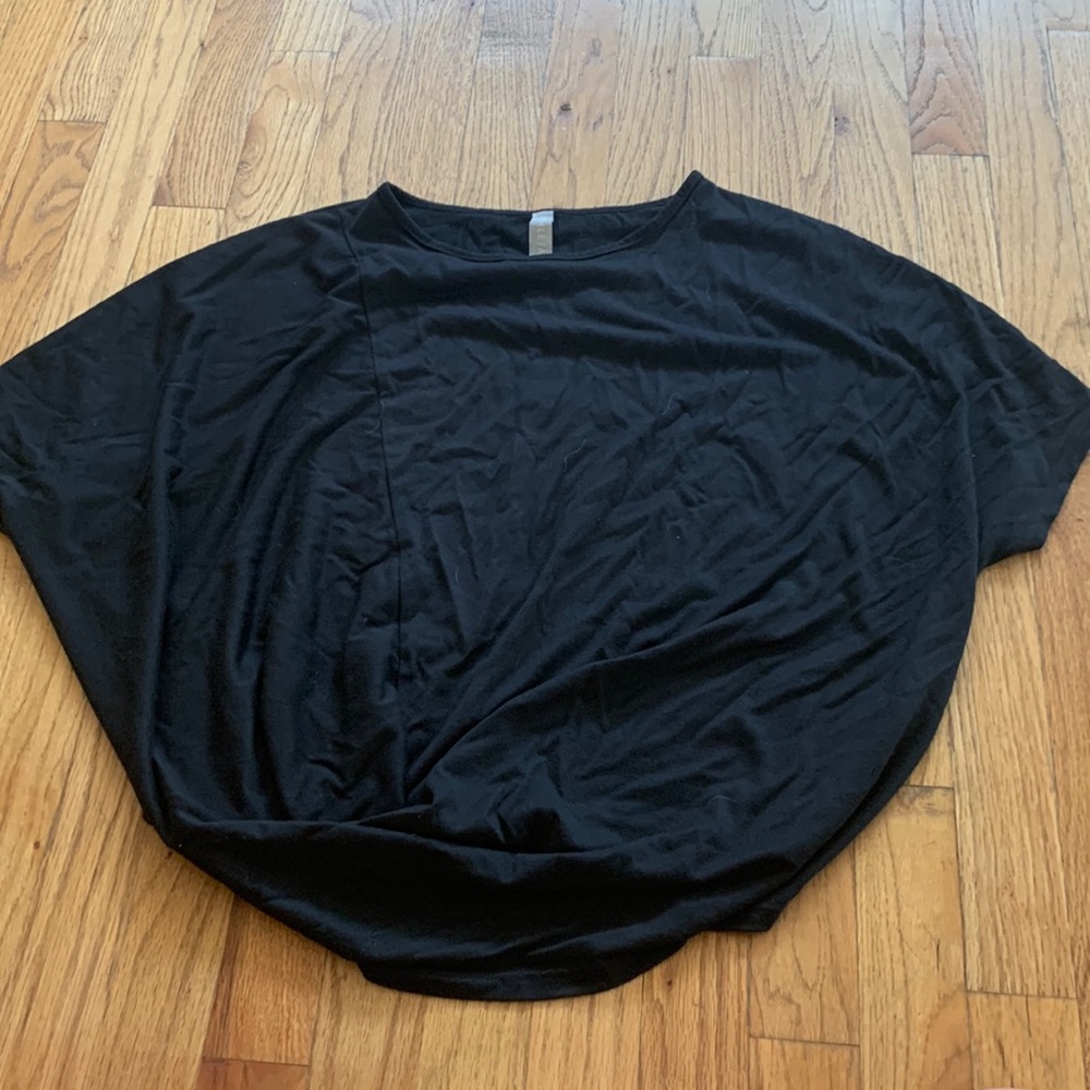 Athleta shirt